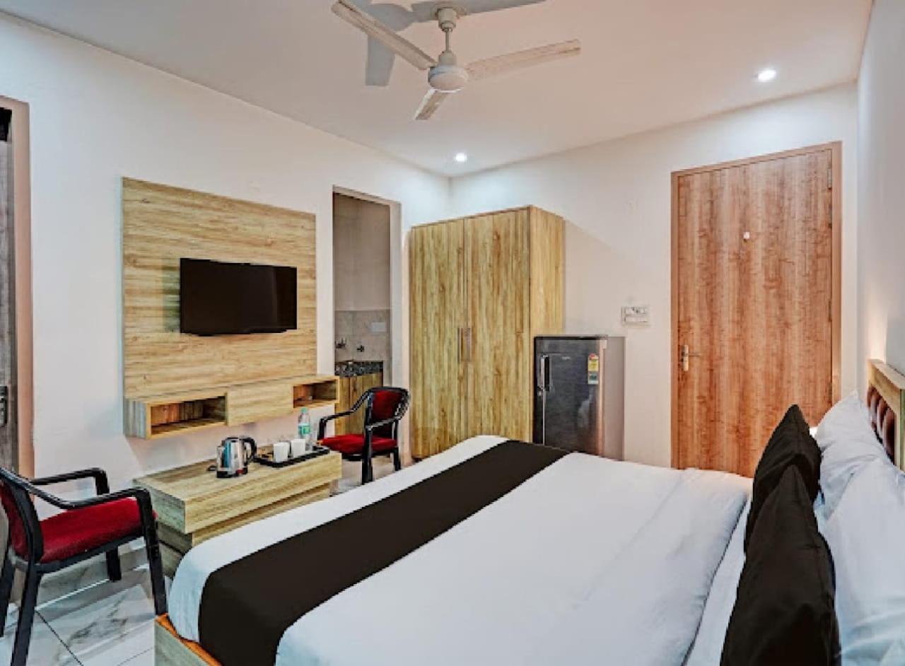 Akshay Dream Stay Гургаон Экстерьер фото