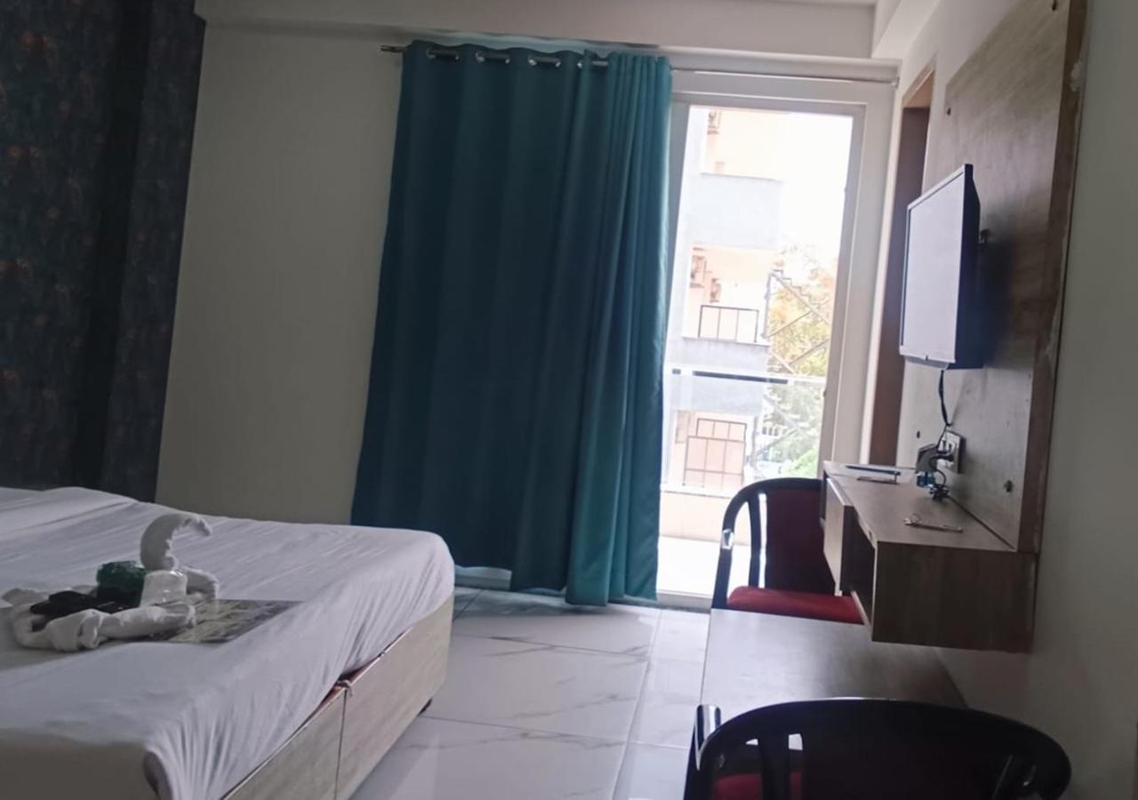 Akshay Dream Stay Гургаон Экстерьер фото