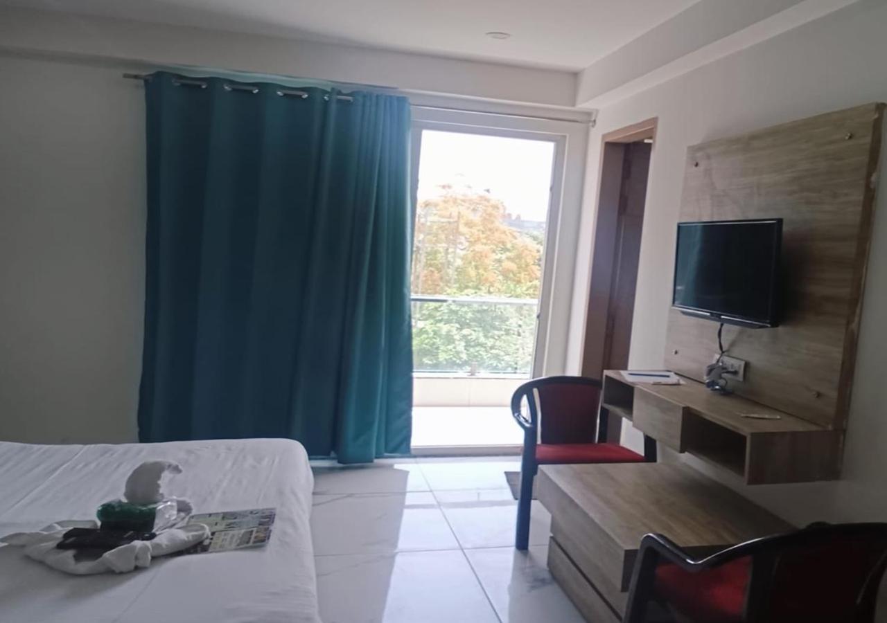 Akshay Dream Stay Гургаон Экстерьер фото