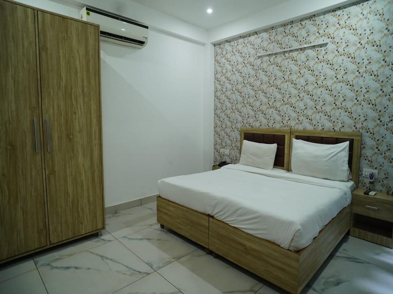Akshay Dream Stay Гургаон Экстерьер фото